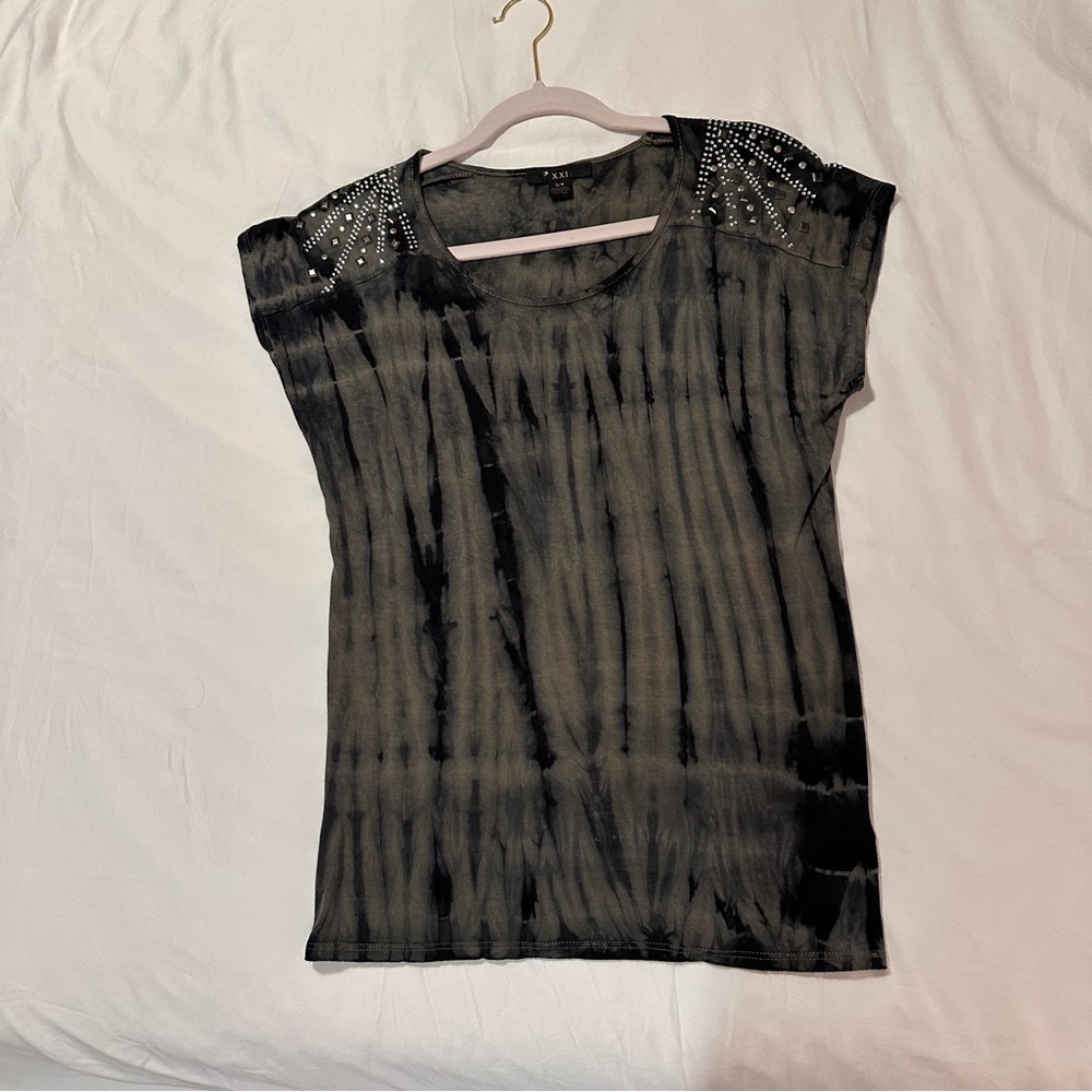 Forever 21 Olive Green/Black Tie-Dye Studded Women’s top
